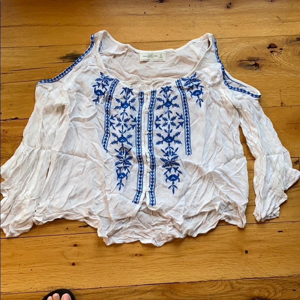 Abercrombie & Fitch top